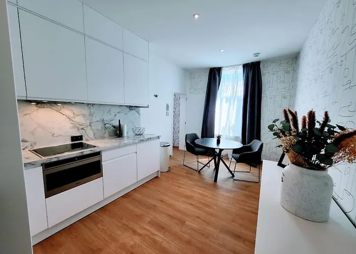 Black&White Studio
